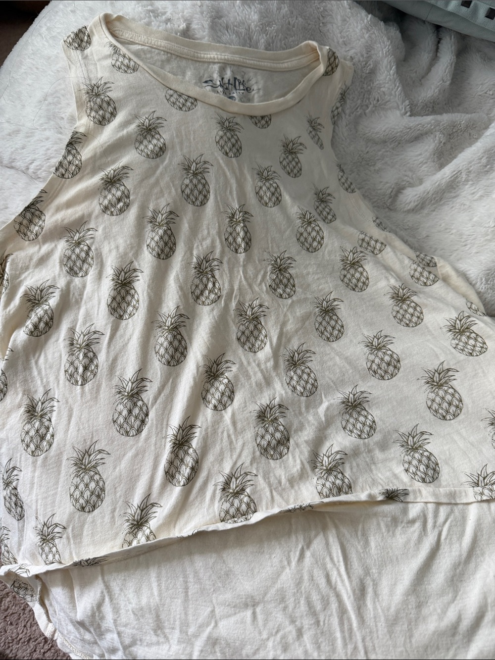 Salt Life Cream Pineapple Print Tank Top